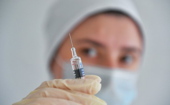 Врач Сергей Грошев сообщил о противопоказаниях к вакцинации от гриппа